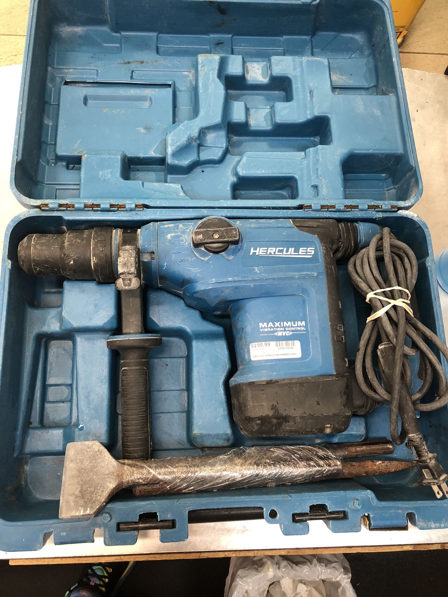 Hercules 12 Amp 1-9/16”SDS-MAX Variable- Speed Rotary Hammer 3 Bits 