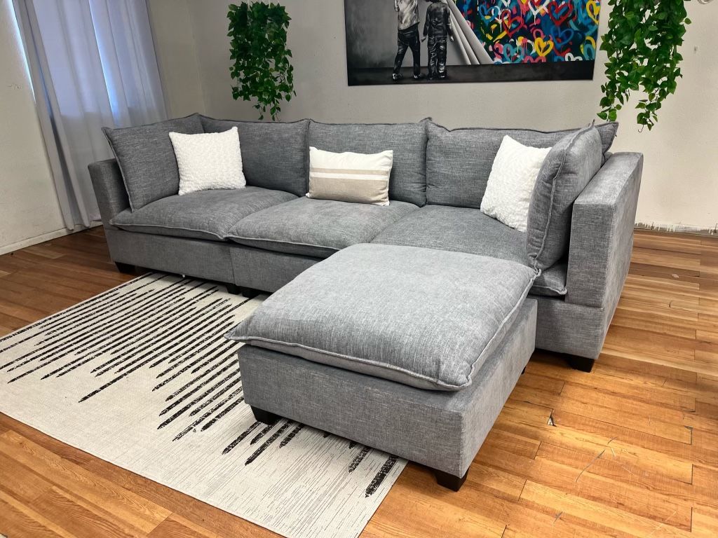 NEW IN BOX - Gray Cloud Sectional Couch - Delivery & Financing Available