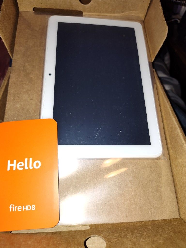 New Unopened Amazon Fire 8