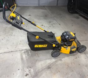 DeWalt Cordless Battery-Powered Lawn Mower