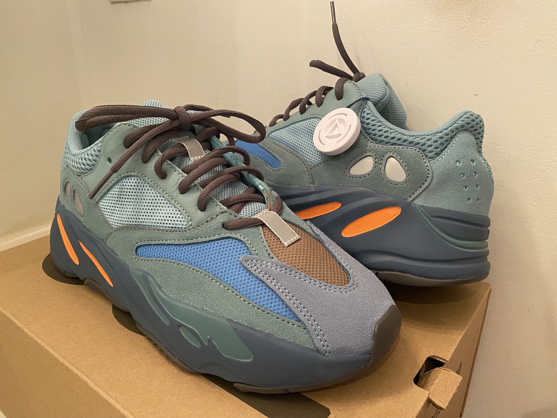 New Yeezy 700 Faded Azure AUTHENTIC*