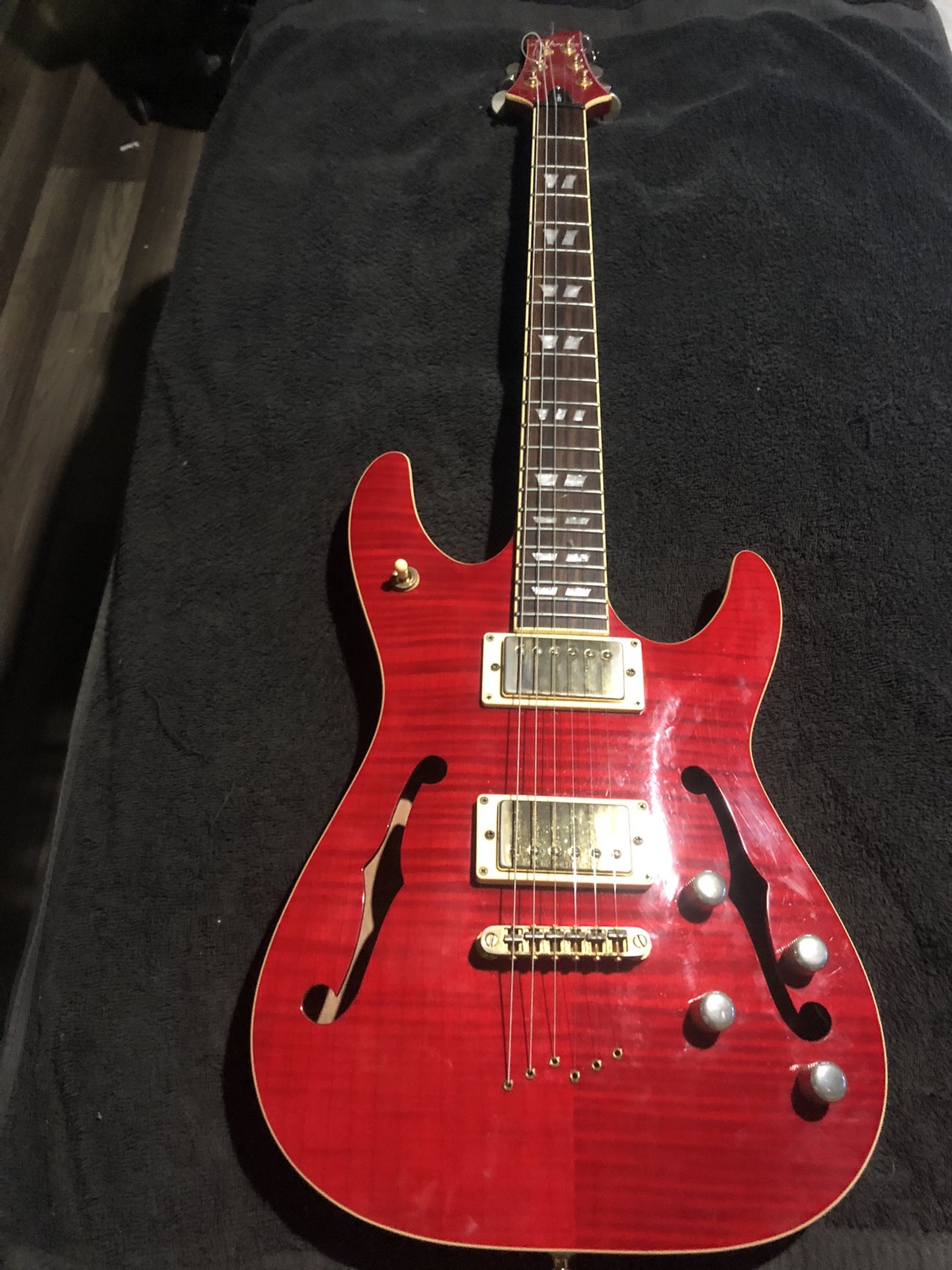 Schecter, C/SH – 1 Guitar