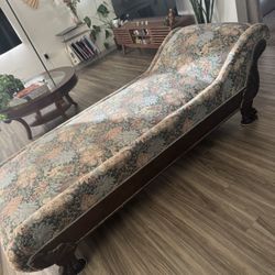 Vintage Lounge Chair