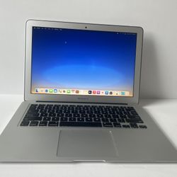 MacBook Air (13-inch , 2013 ) Intel Core I5 , Memory 4 GB Ram , Storage 256 SSD, Comes With Charger 