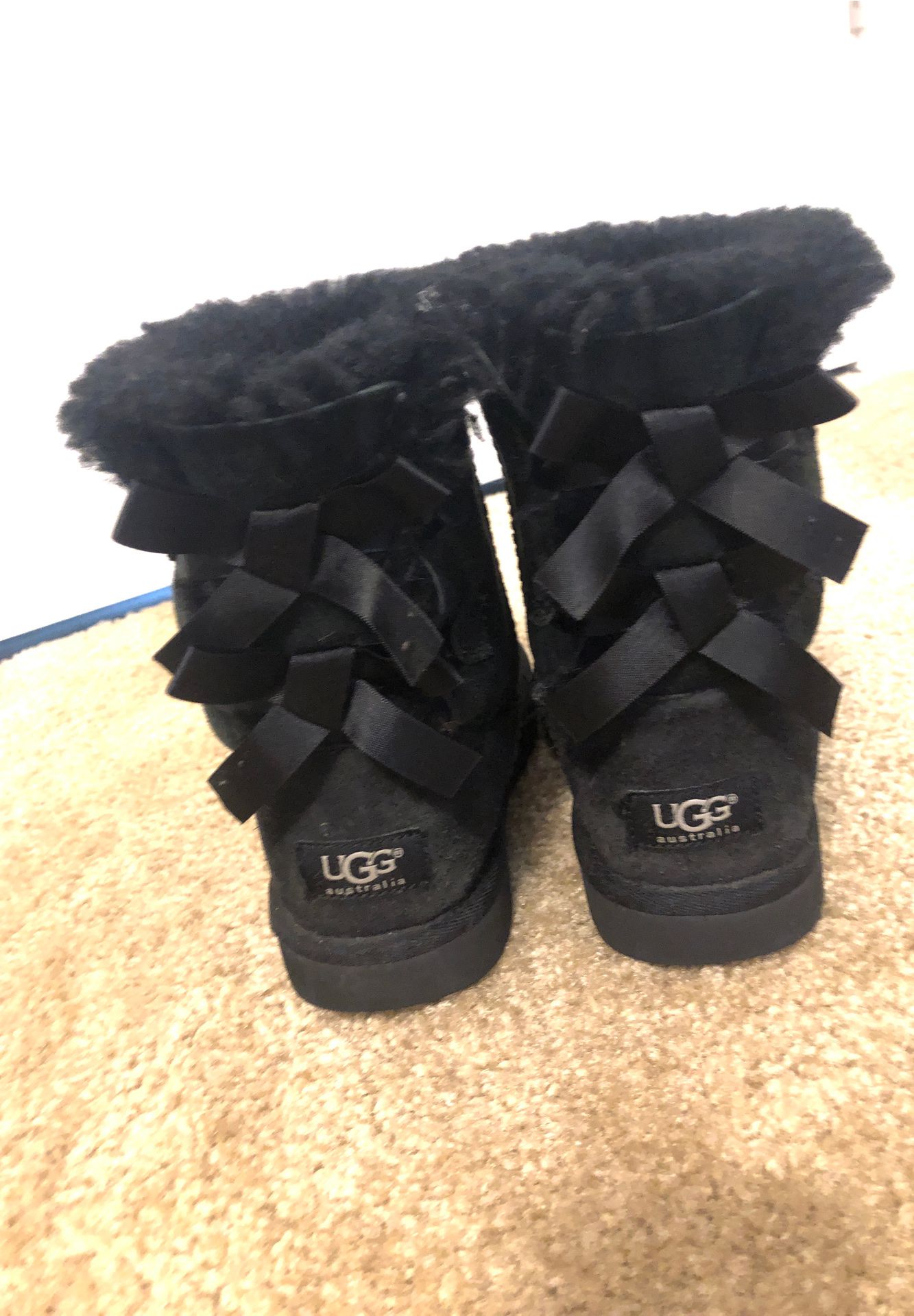 Ugg boots black