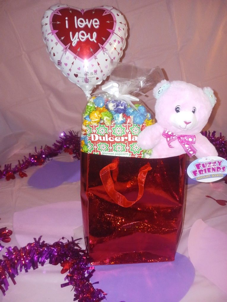 Valentine's Day Popcorn Gift Bag Set