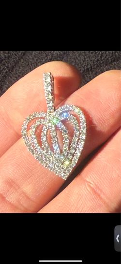 14k white gold pendant