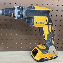 DeWalt DCF620 20V XR Brushless Drywall Screwgun w/Battery