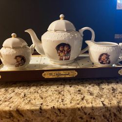 Hummel Umbrella Boy Girl Hummel Stormy Weather Porcelain Tea Set