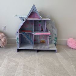 LOL Doll House 