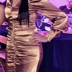 Beautiful Fashion House Dress, Size Small 