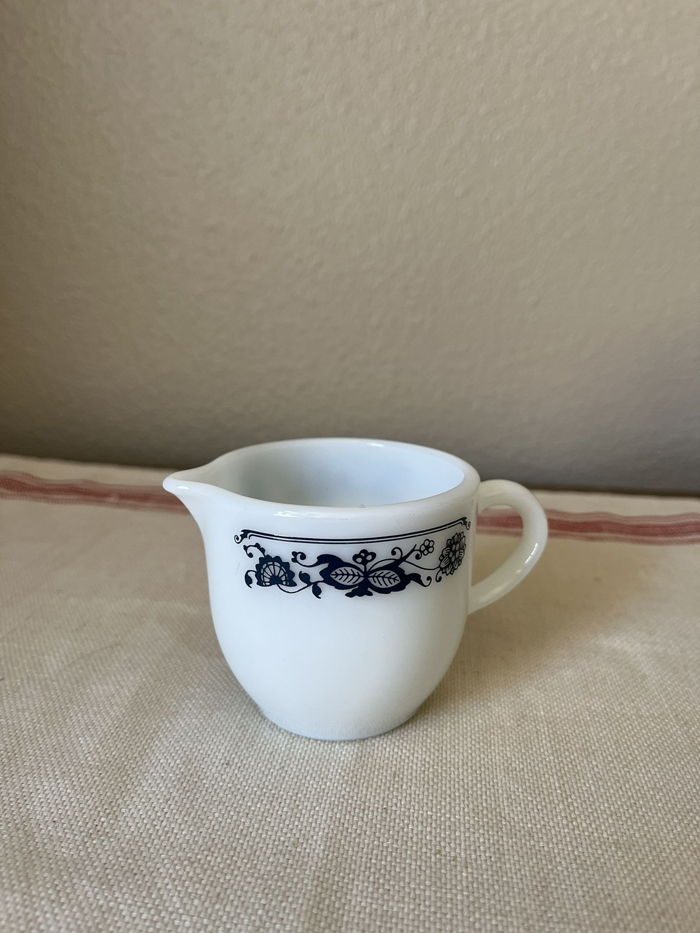 Vintage Pyrex Creamer 