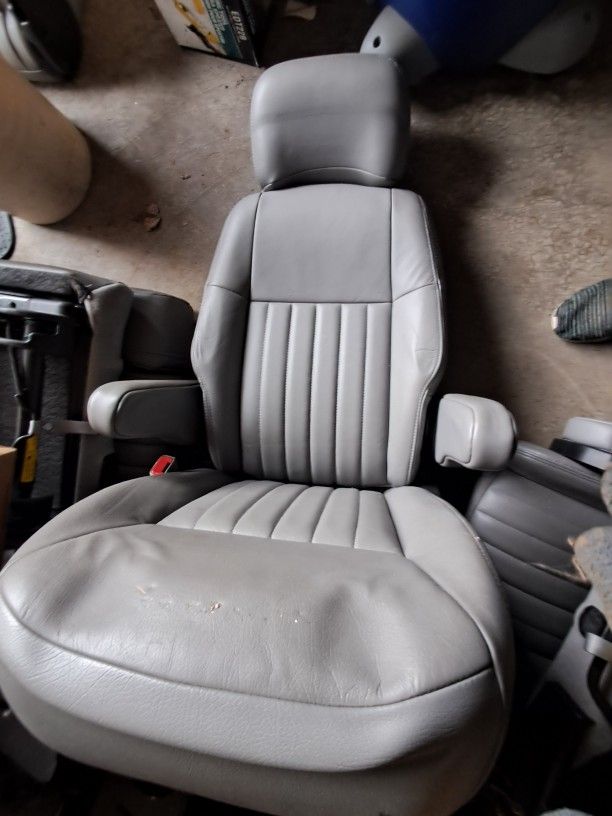 Parts Only Pontiac Montana Van Montana