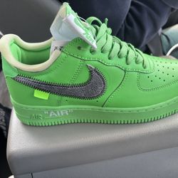 OFF-WHITE BROOKYLN ONES