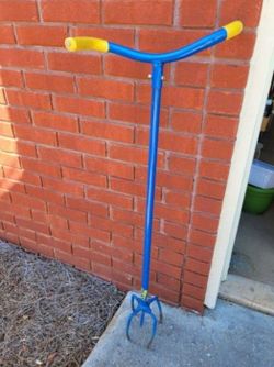 Weed Picker Areation Tool 