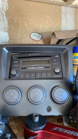 2007 Subaru sti center console radio/climate control