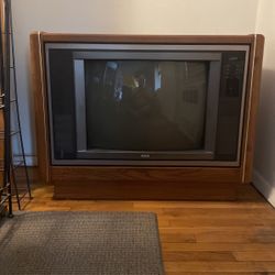 RCA TV