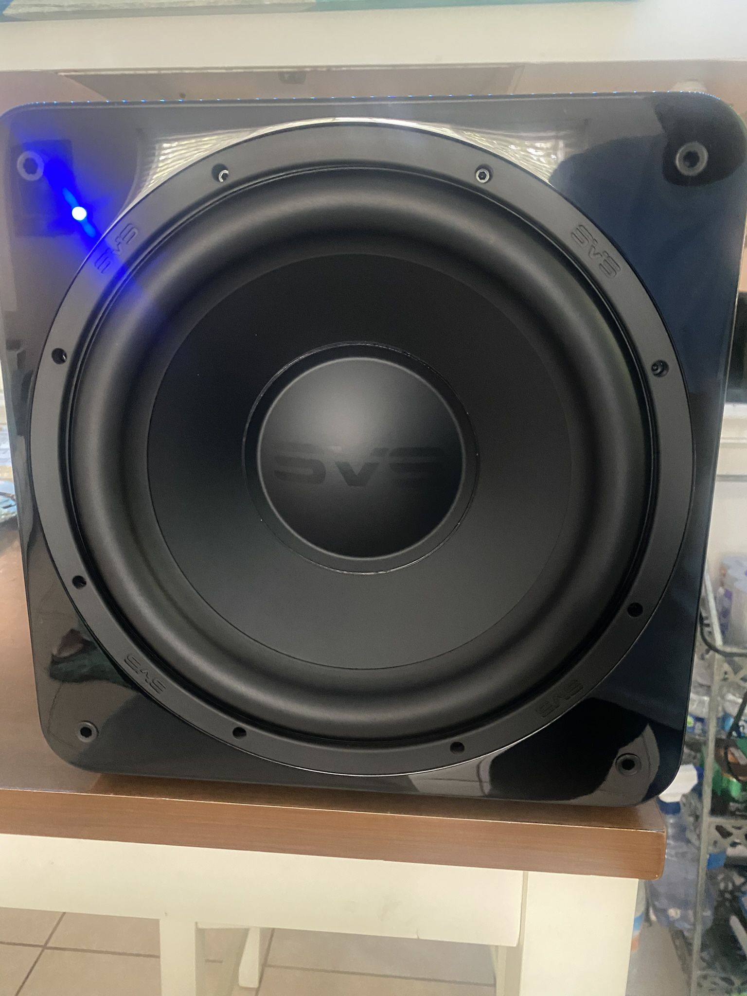 HOME THEATER SUBWOOFER SVS SB-1000