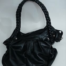 $2 Black Unbranded Purse Very Damaged  NOT REAL LEATHER 