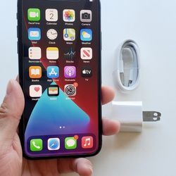 iPhone X - UNLOCKED - Like New 