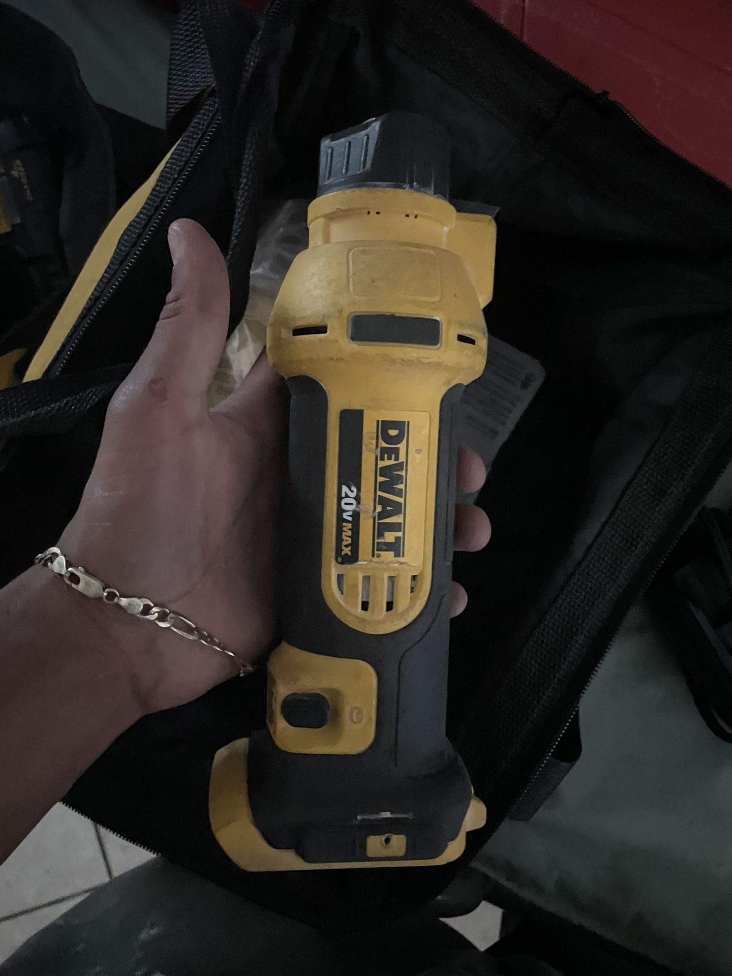 DEWALT 20V MAX* Drywall Cut-Out Tool, the DCS551B model (bare tool)