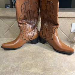 NEW Faux Leather Brown Boots with Black Threading