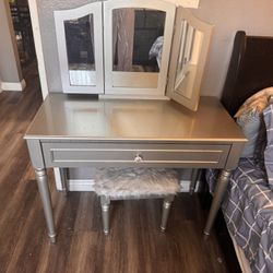 Vanity Negotiable