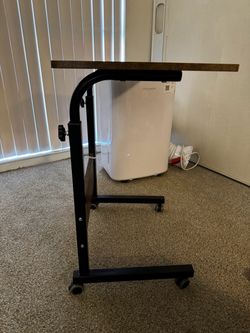 Adjustable Rolling Laptop Desk Stand