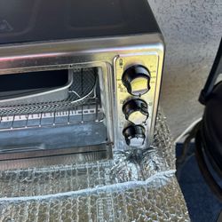 Oven Very Clean Like New Little Used 