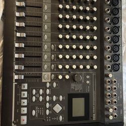 KORG D 888 Recorder/ Mixer 