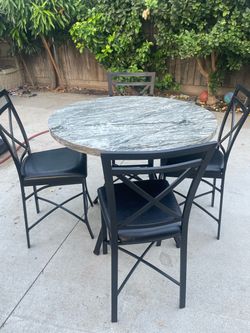 Dinning table