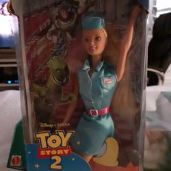 TOY STORY 2 TOUR GUIDE BARBIE WITH FINGER PUPPETS