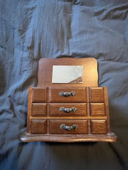 Vintage Jewelry Box