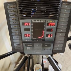 Elliptical Free (Pick Up Only)