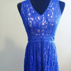 Juniors Dress Size Small