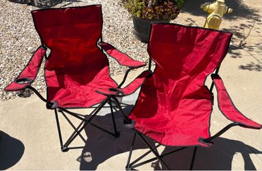 2 camp chairs.