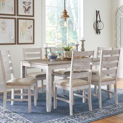 New Table And 6 Chairs 