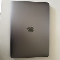 MacBook Pro 13 Inch - Great condition
