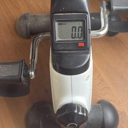Mini exercise bike digital