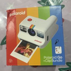 Polaroid Go Generation 2 Instant Camera Bundle