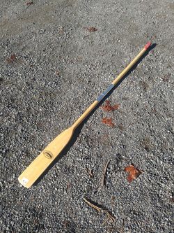 Caviness two peice, 6' oar