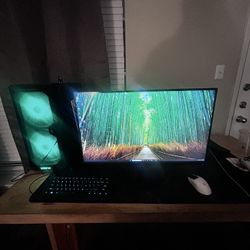 Selling My Pc Equipment. Asking $1300 For Everything 