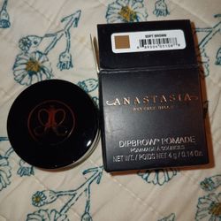 Brand New Anastasia Dipbrow Pomade