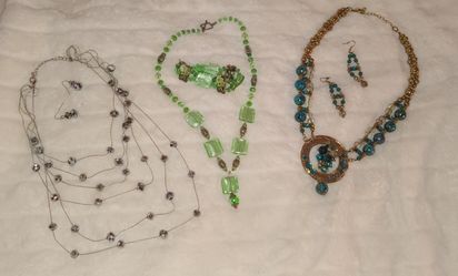 Jewelry Lot B - Perfect For Halloween Costumes 