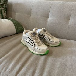 Dior b30 size 9 brand new with dust bag 