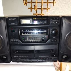 SONY CFD-560 Portable CD Cassette Boombox Radio Tested Working read 👇🏿