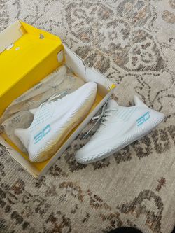 New Under Armour Curry 4 Low FloTro April Showers’ Size 9 Men's Basketball Shoes