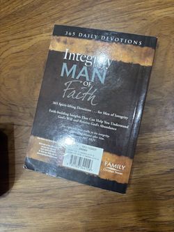 Integrity for a Man of Faith Devotional Book