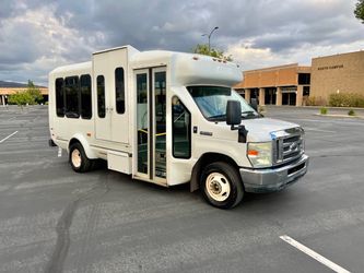 2014 Ford E350 Shuttle Bus