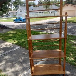 🌿 Vintage Oakwood Baker’s Rack – Timeless Charm & Storage! 🌿 Versatile